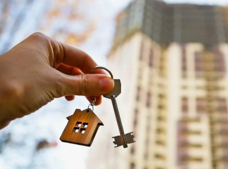 Купить квартиру по IT ипотеке и работать на удалёнке: какие риски для заёмщика и что учитывает банк