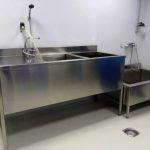 Как выбрать надежную сварную котломоечную ванну для кухни ресторана: габариты, марки стали и уход